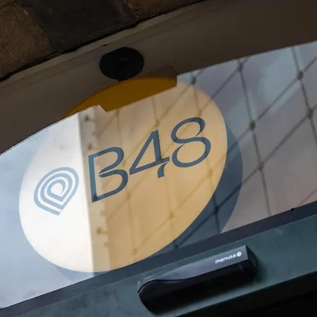 B48 Abando דירה *